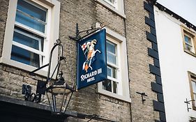 Richard III - Pub With Rooms